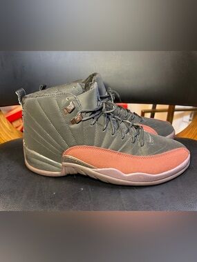 Size 13 - Jordan 12 Retro SP x A Ma Maniere Black See photos carefully!